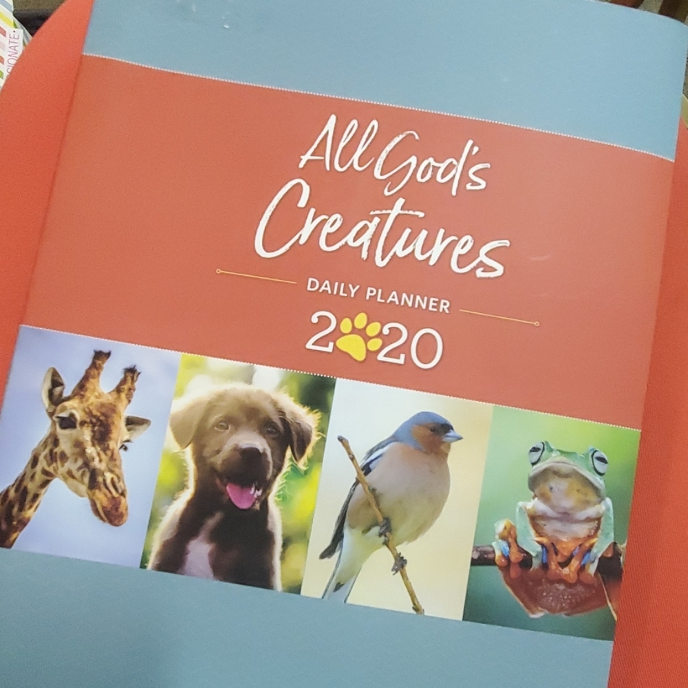 🆓️🎁NWOT All God's Creatures Planner 2020
